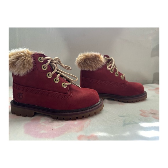 Timberland Chukka Ankle Boots Burgundy Leather Faux Fur Girls Size 8 - Picture 1 of 11